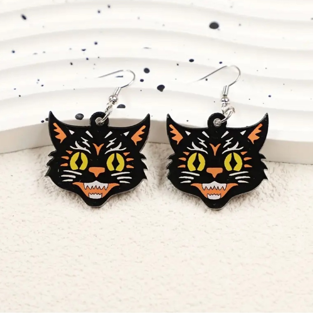 NWT retro vintage style acrylic cat drop earrings new with tags Halloween goth